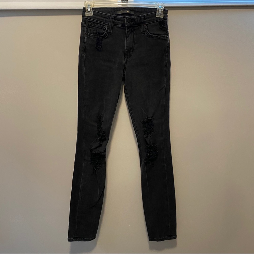Joe’s Jeans High Rise Distressed Skinny Jeans 24